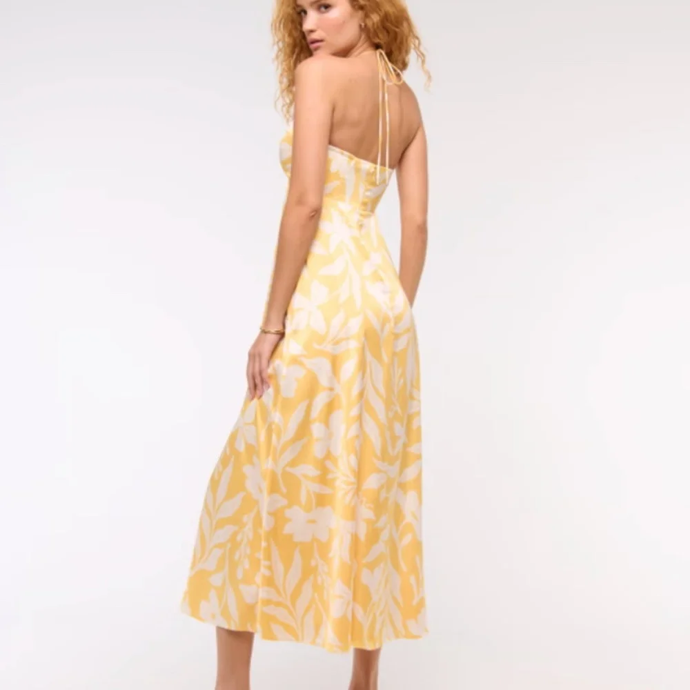 NWT Abercrombie Twist-Front Flowy Maxi Dress